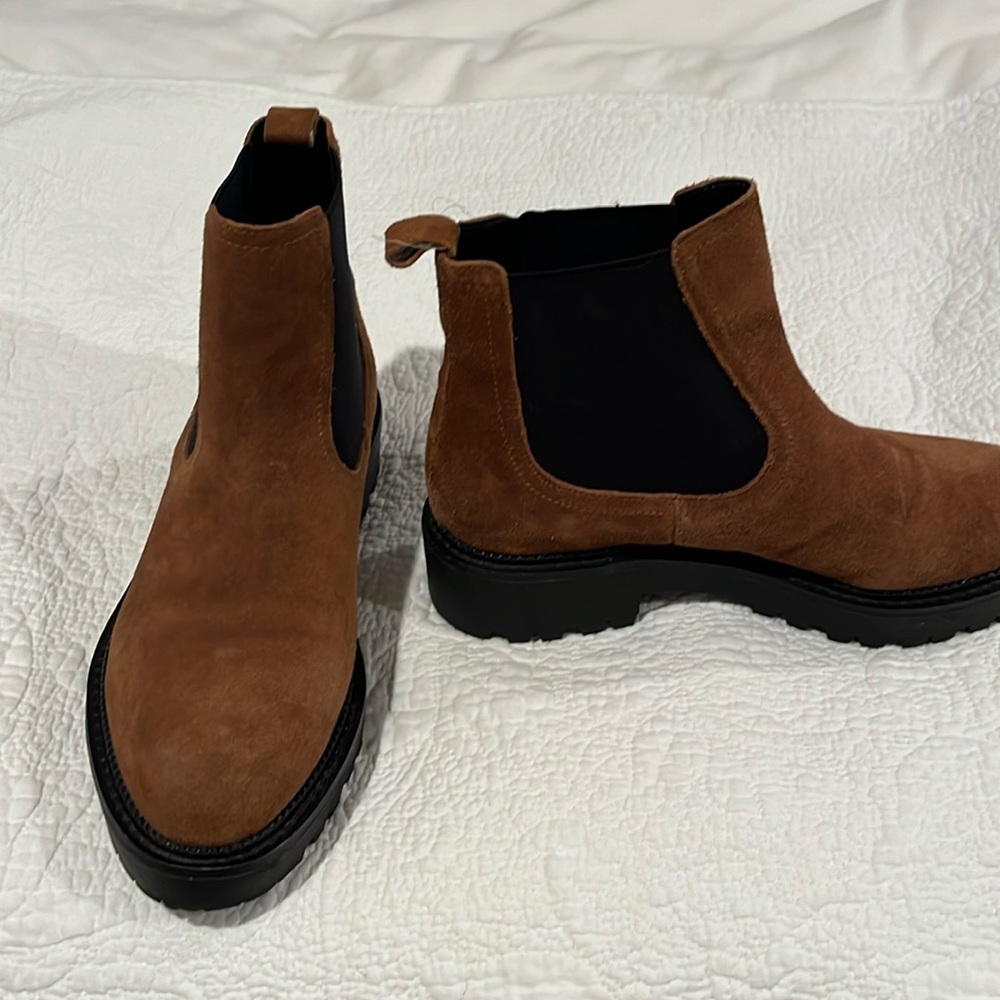 Caslon Miller Brown Ankle Boots